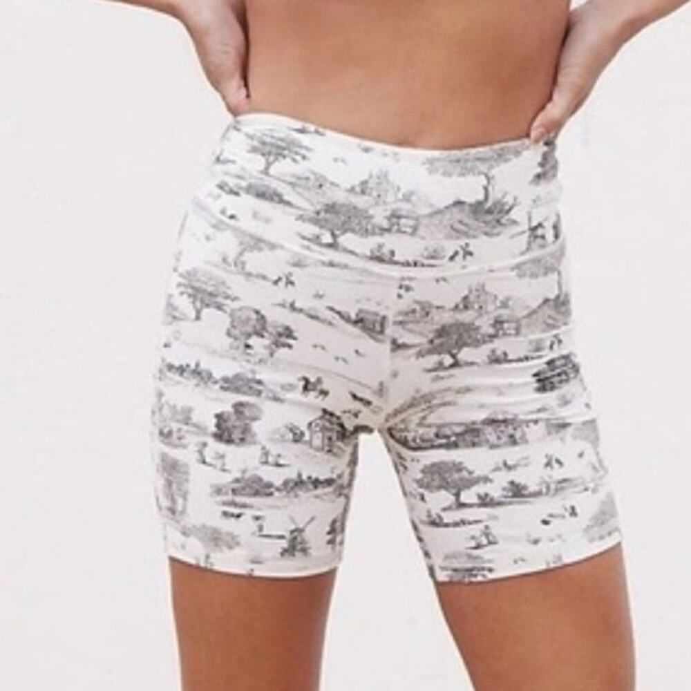 WeWoreWhat patterned biker shorts black and white toile de jouy print size small